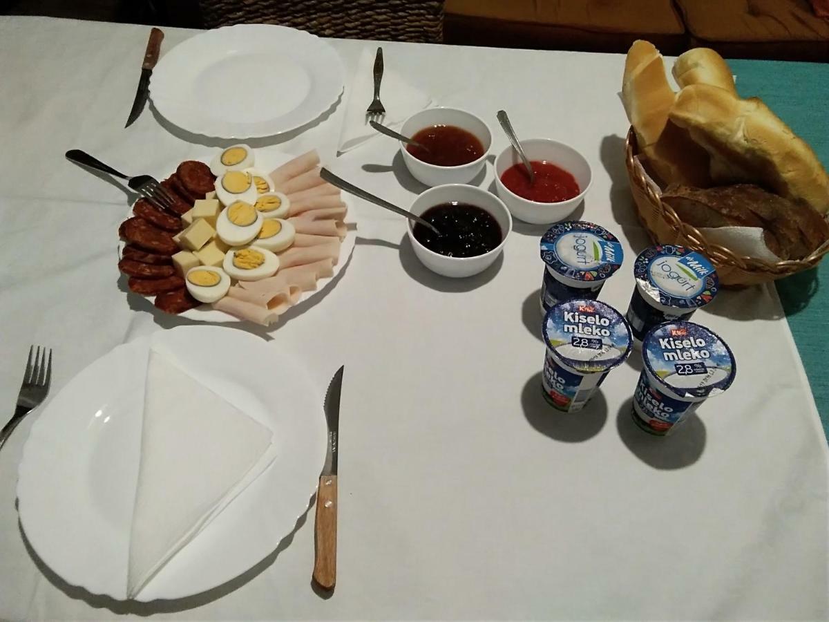 Citadela Hotel Sombor Bagian luar foto